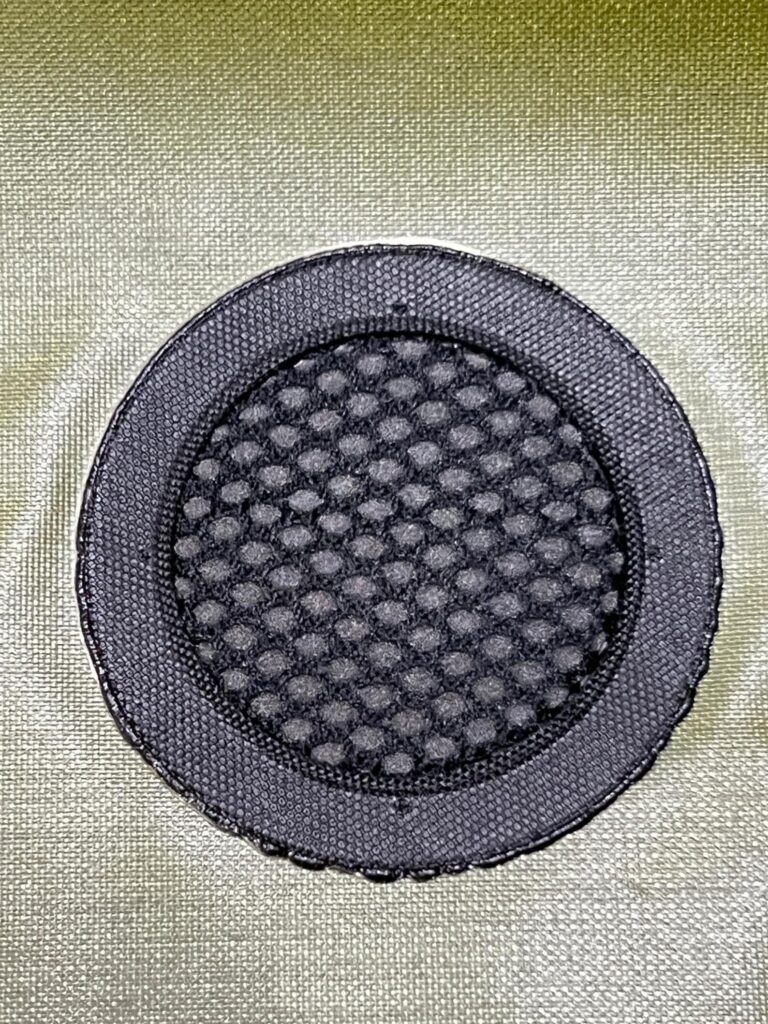 02138 D